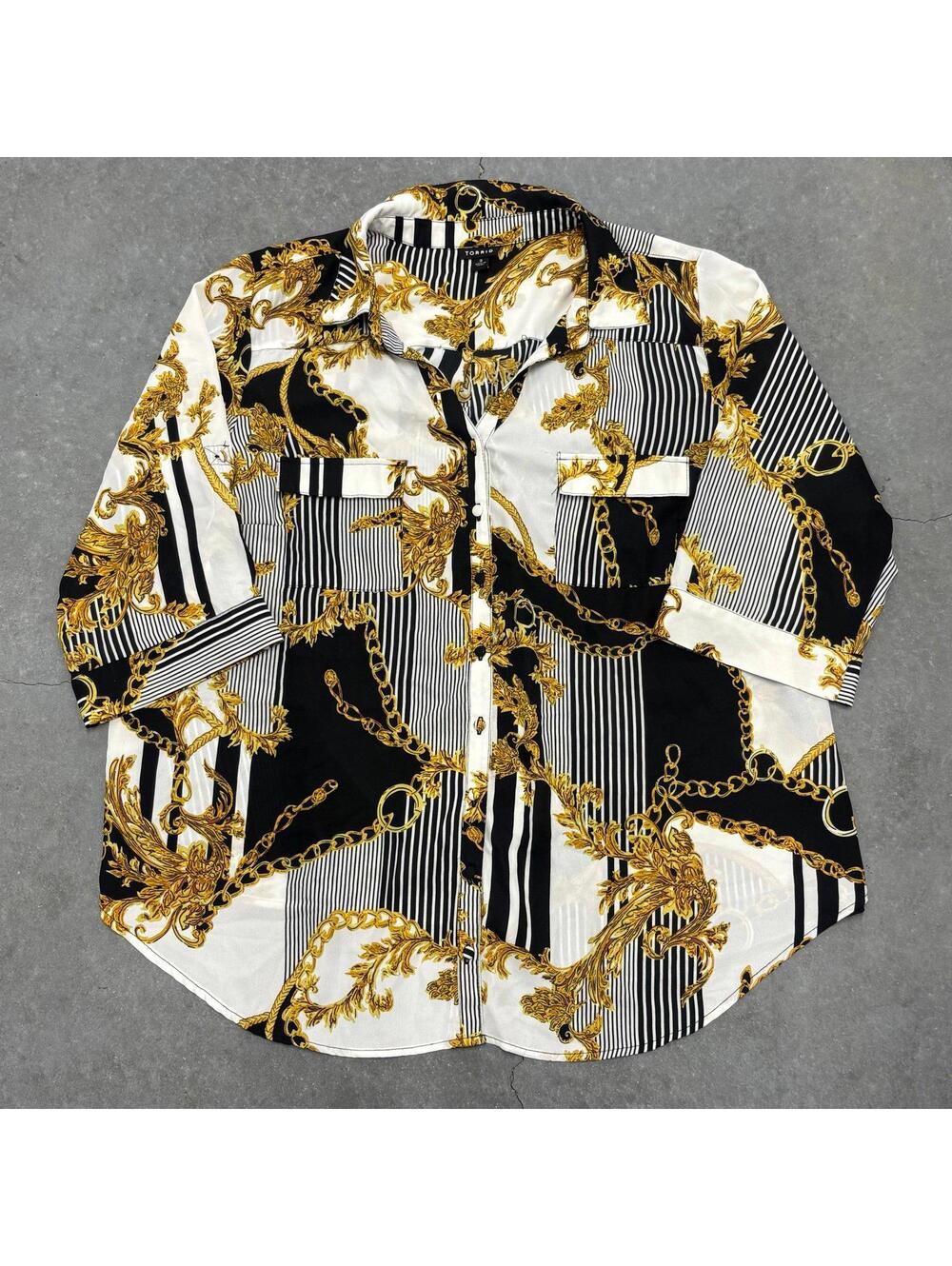 TORRID Mid Sleeve Blouse